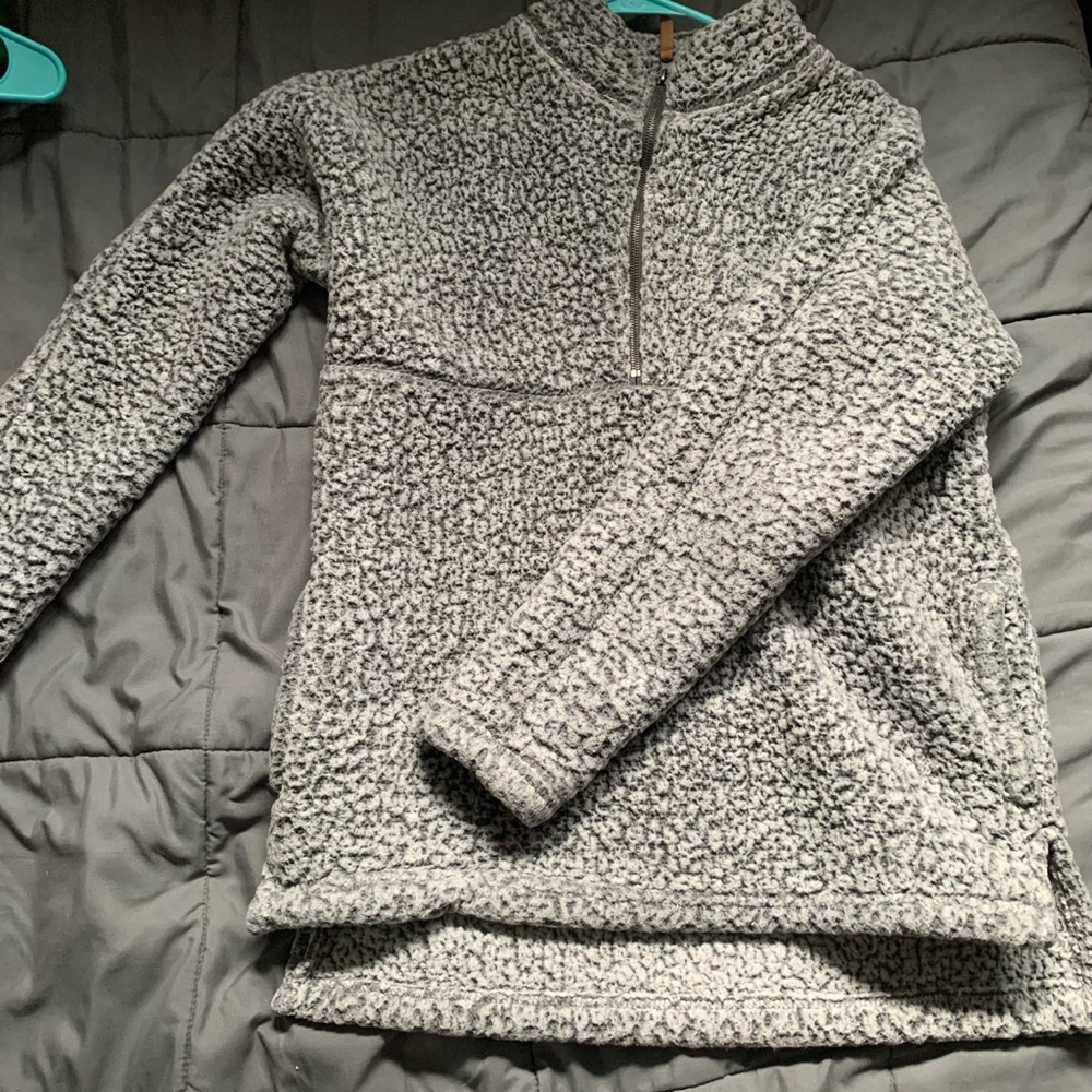 COMFY SWEATER